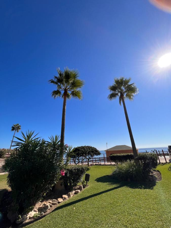 Beachfront Apartment Near Marbella Sitio de Calahonda Exterior photo